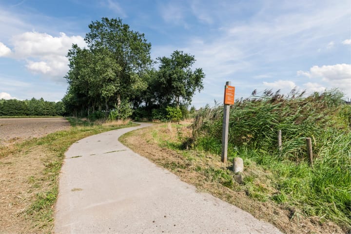 Photo 63 of Auguste Comteweg 108