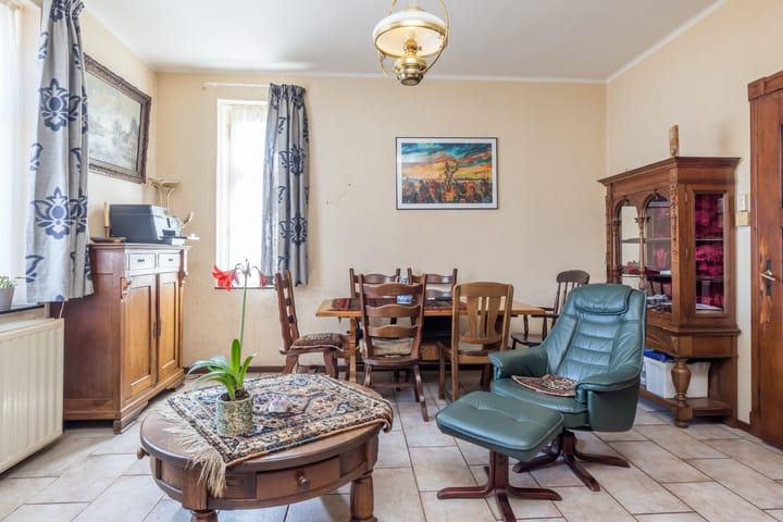 Photo 11 of Titus Brandsmastraat 5