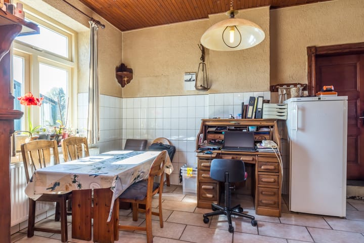 Photo 14 of Titus Brandsmastraat 5