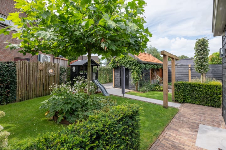 Foto 40 van Dirkjeserf 12