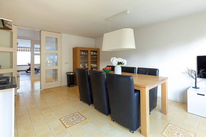 Photo 8 of Van Hogendorplaan 1-H