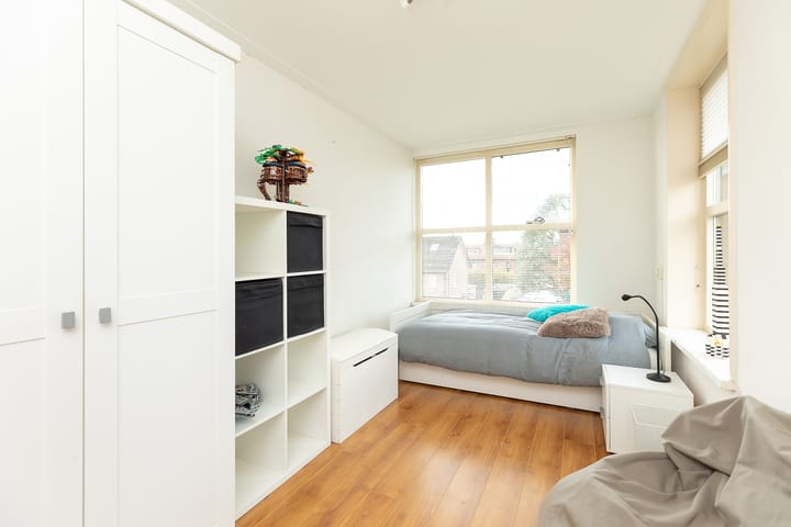 Photo 21 of Van Hogendorplaan 1-H