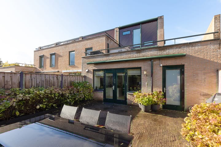 Photo 24 of Van Hogendorplaan 1-H