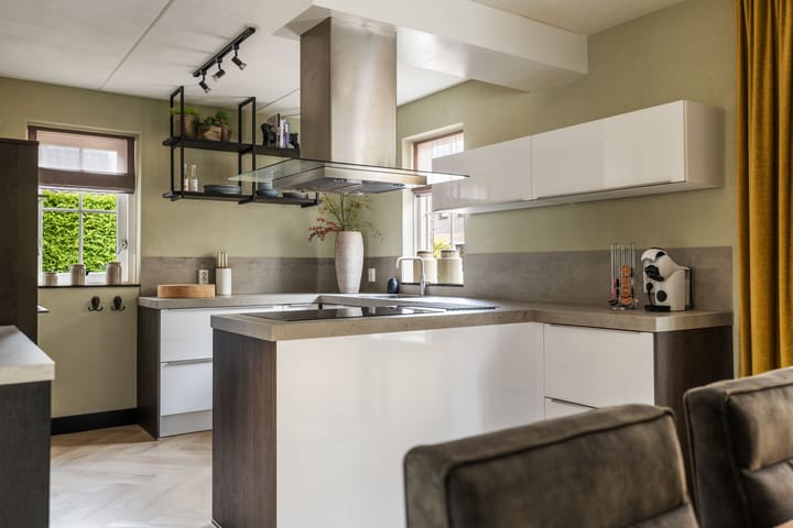 Photo 17 of Jan Altinkhof 32