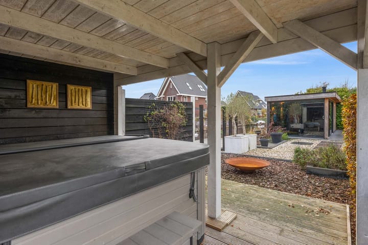 Photo 39 of Jan Altinkhof 32