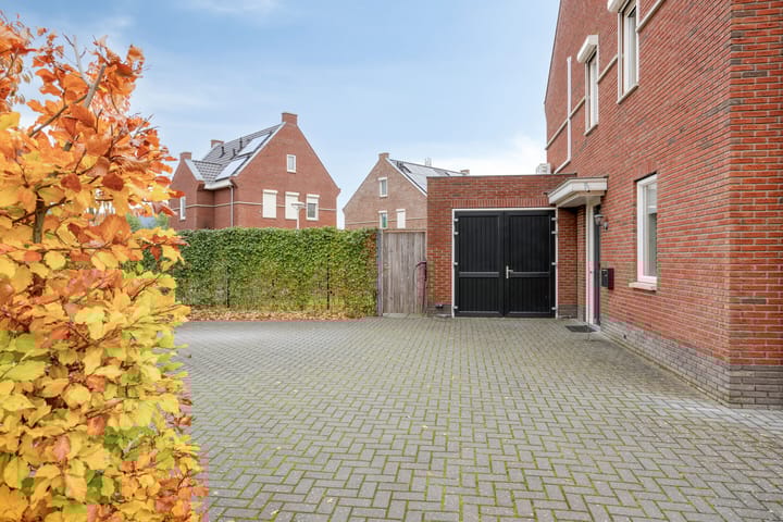 Photo 12 of Sweelinckstraat 26