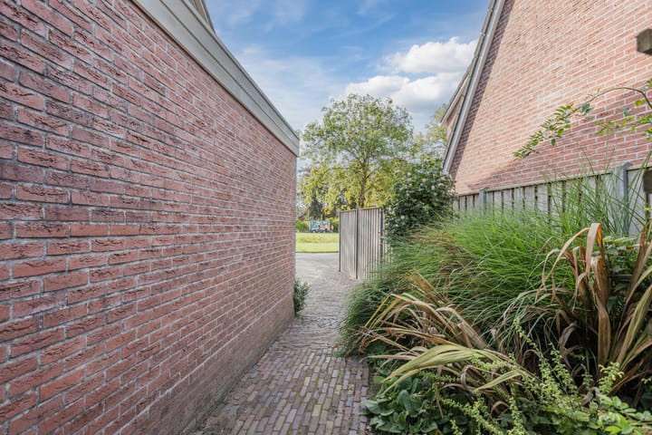 Foto 44 van Hoefblad 32