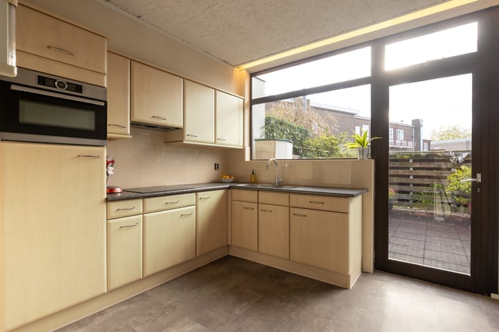 Photo 12 of Van Loenshof 9