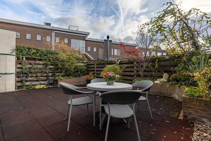 Photo 13 of Van Loenshof 9