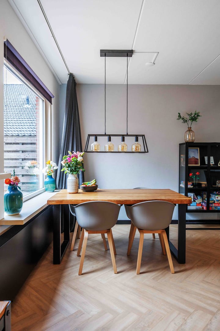 Photo 22 of Van Ewsumstraat 8