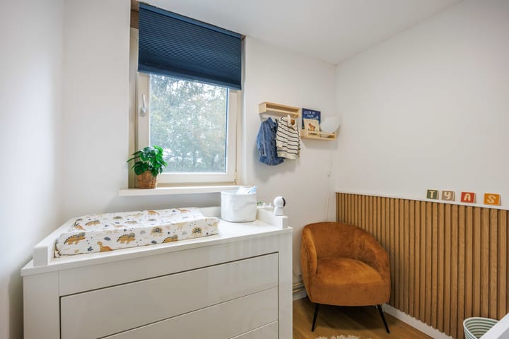 Photo 30 of Van Ewsumstraat 8