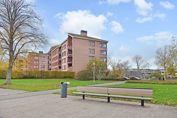 Foto 3 van Oostlaan 75