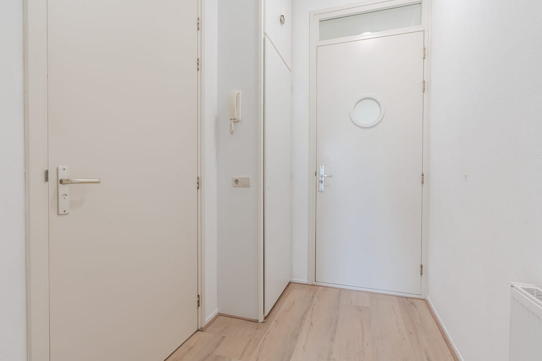 Photo 13 of Willem Barentzstraat 15-A