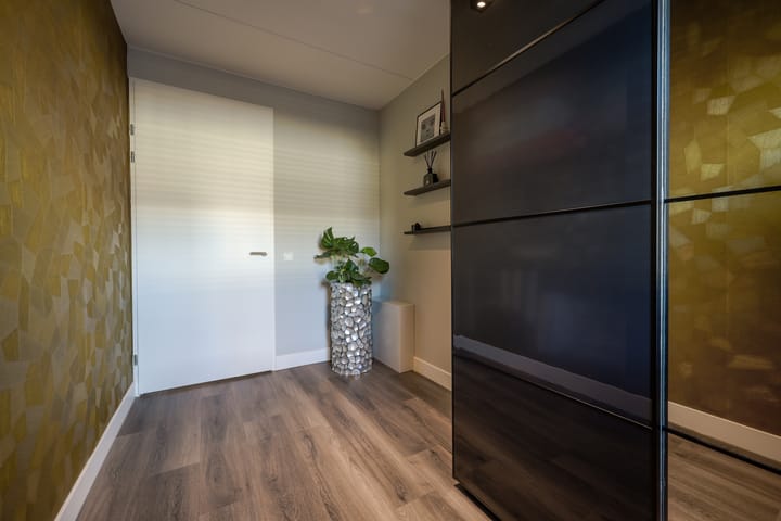 Photo 35 of Oeverwal 28