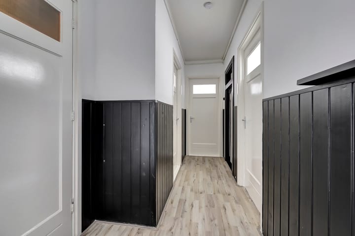 Photo 2 of Huissensestraat 105-2