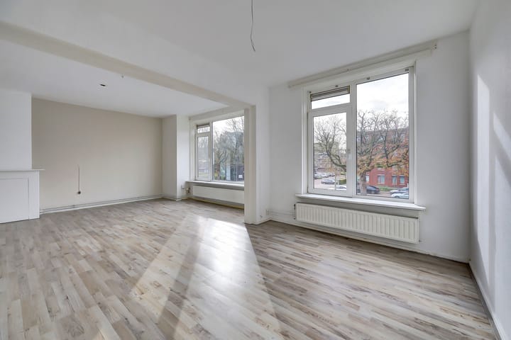 Photo 4 of Huissensestraat 105-2