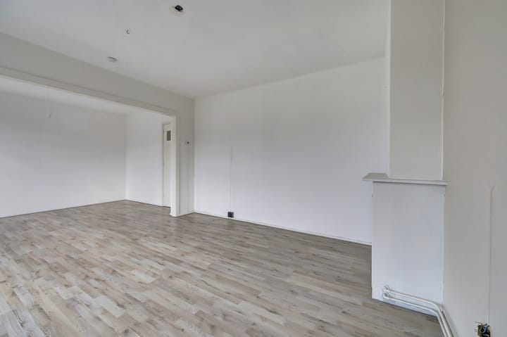 Photo 6 of Huissensestraat 105-2