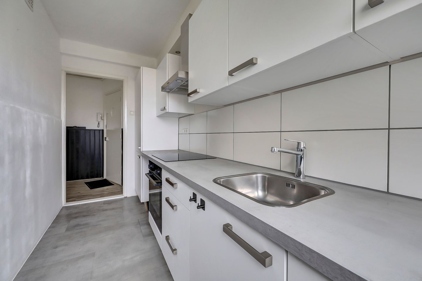 Foto 10 van Huissensestraat 105-2