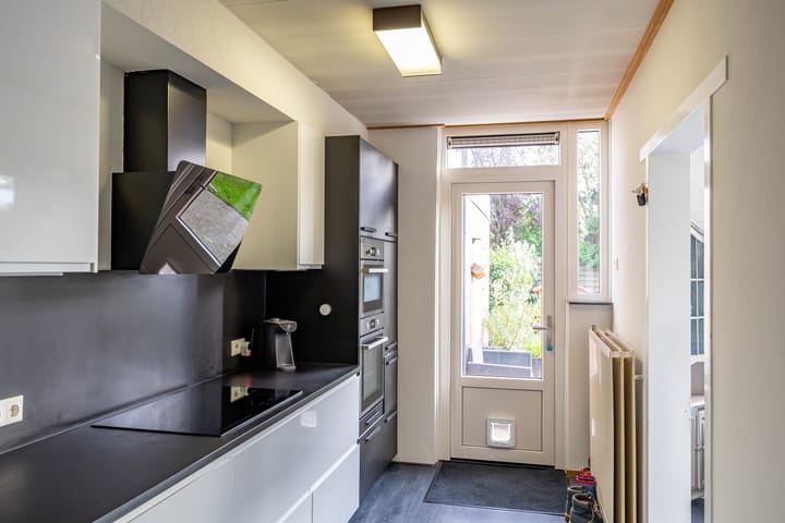 Foto 3 van Grachtwal 1