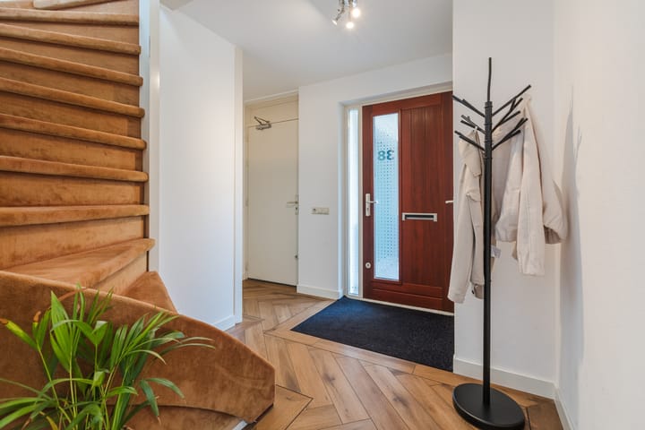 Foto 8 van Burg. v. Dobben de Bruijnstraat 38