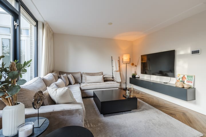 Foto 13 van Burg. v. Dobben de Bruijnstraat 38