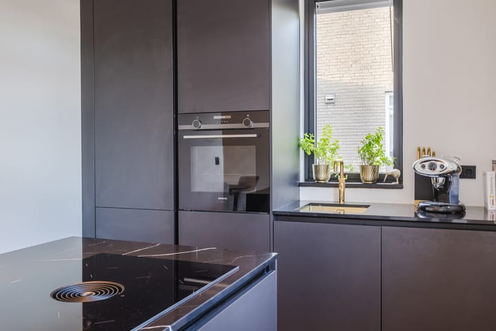 Foto 18 van Burg. v. Dobben de Bruijnstraat 38