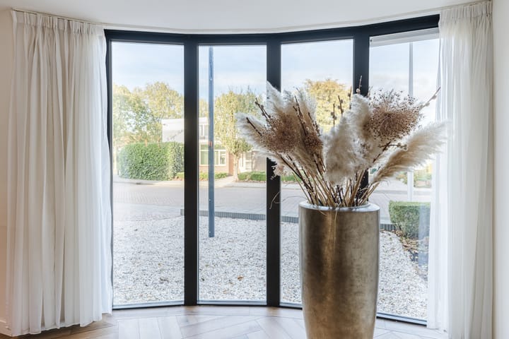 Foto 21 van Burg. v. Dobben de Bruijnstraat 38