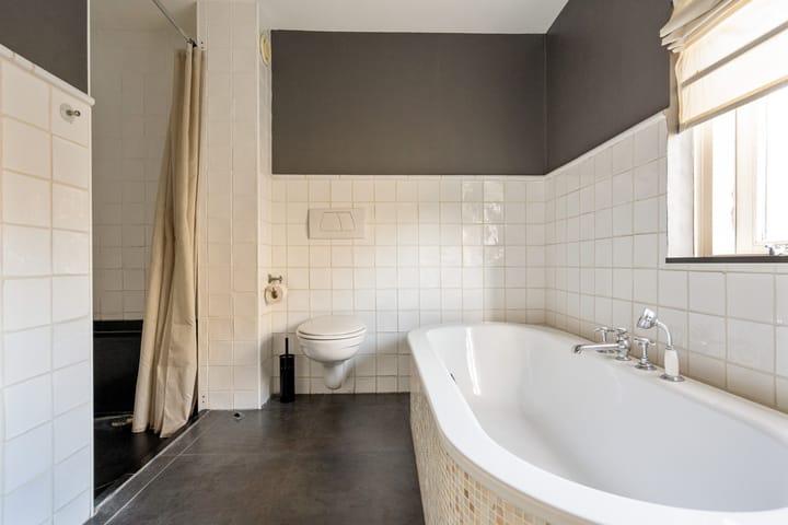 Photo 39 of Oosterparkstraat 38