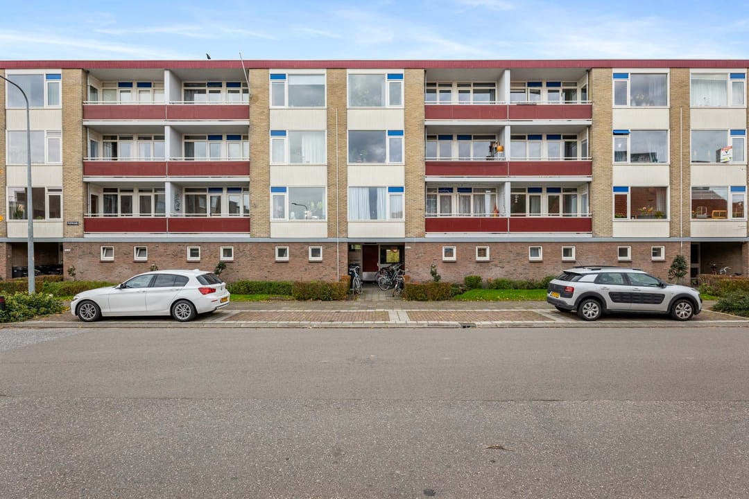 Photo 26 of Plutolaan 168