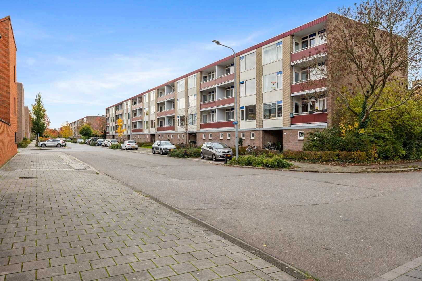 Photo 27 of Plutolaan 168