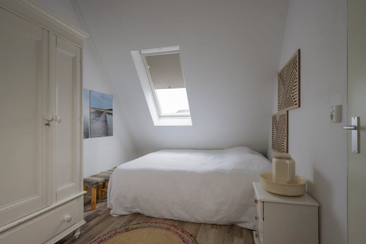 Photo 40 of Boterbloem 5