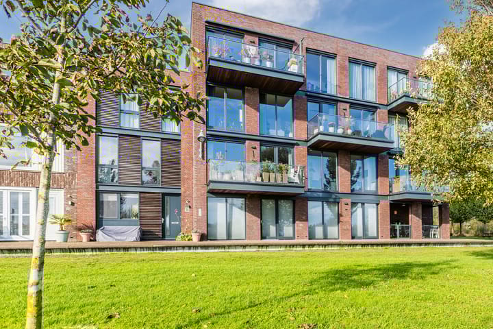 Photo 2 of Gardameer 49