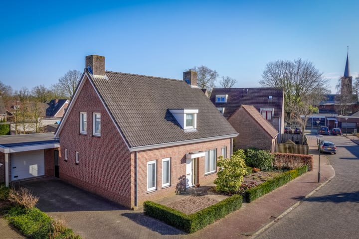 Photo 6 of Ten Loke 2