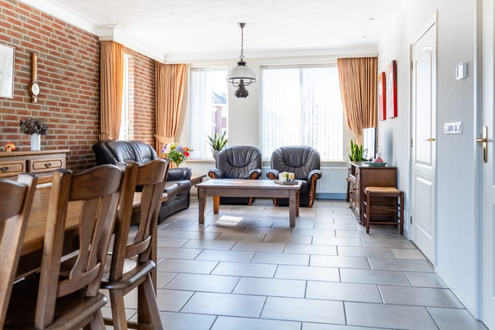 Photo 13 of Ten Loke 2