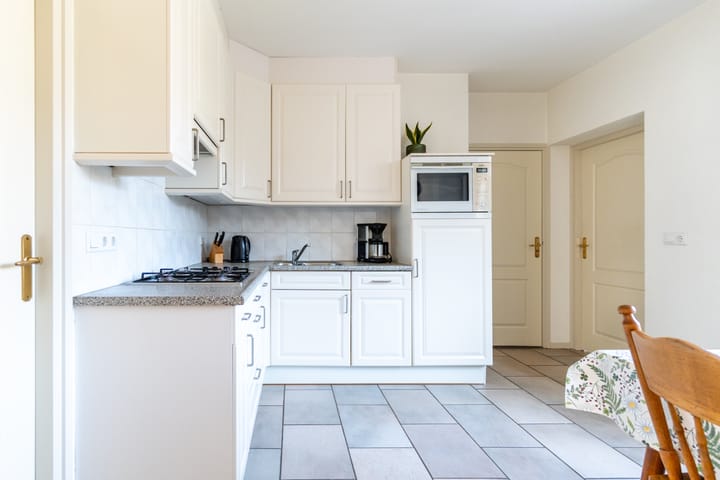 Photo 17 of Ten Loke 2