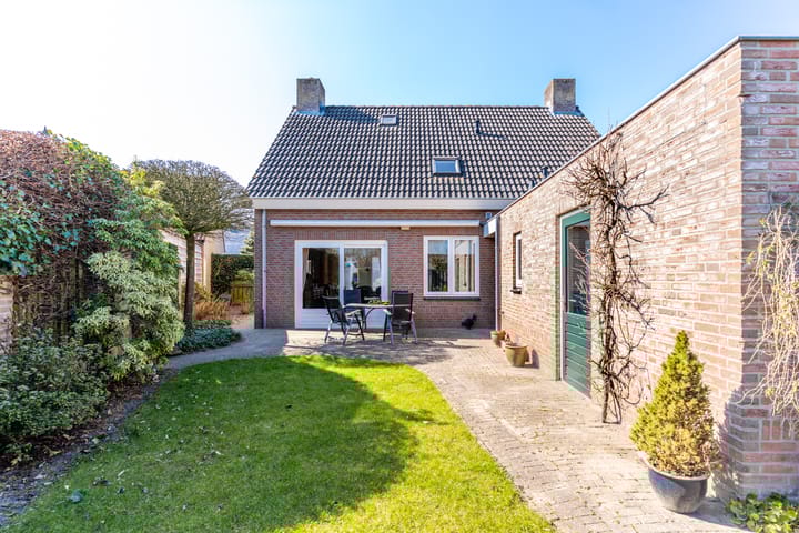 Photo 28 of Ten Loke 2