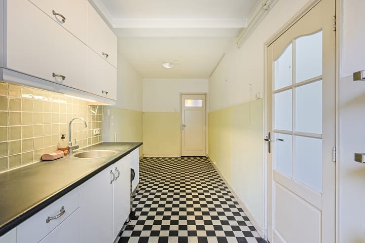 Photo 21 of Leenderweg 341