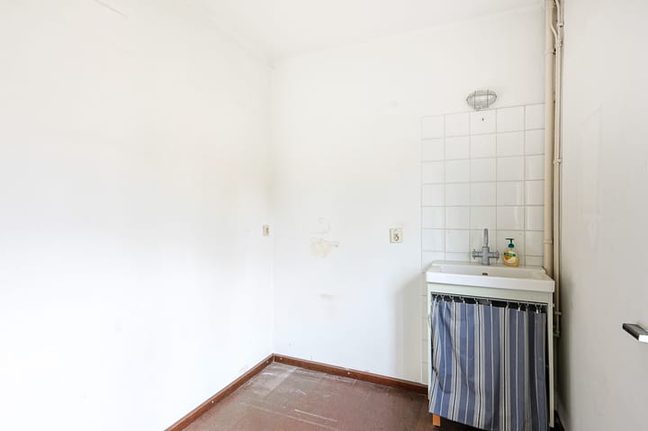 Photo 26 of Leenderweg 341