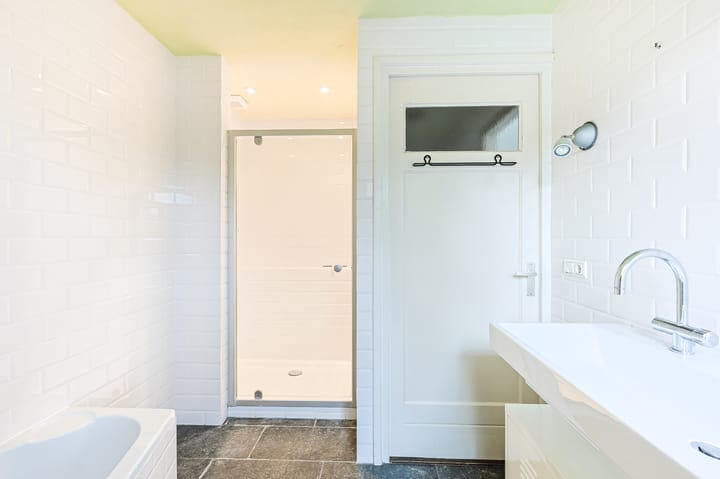 Photo 30 of Leenderweg 341