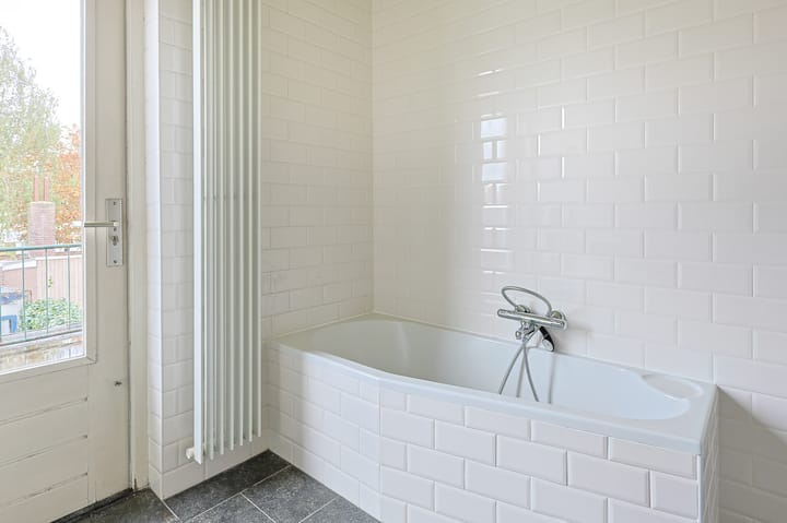 Photo 32 of Leenderweg 341