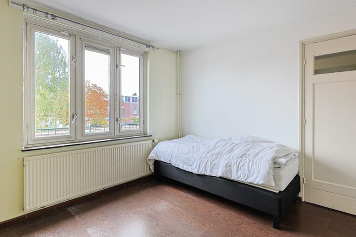 Photo 34 of Leenderweg 341