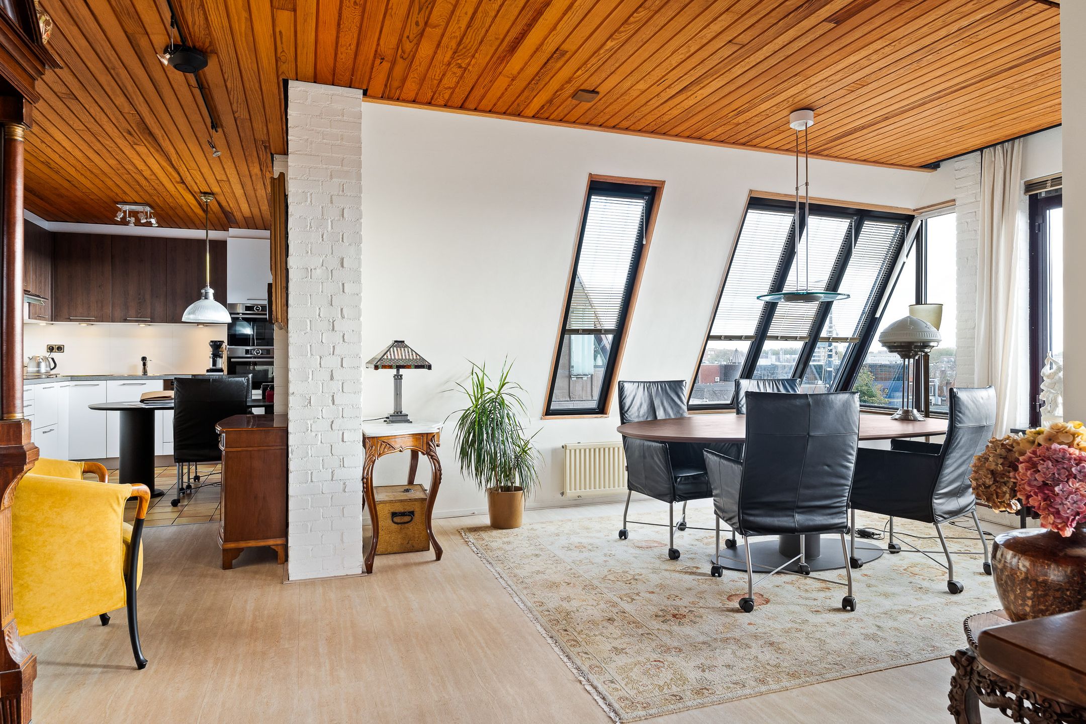 Foto 9 van Willemskade 4-D