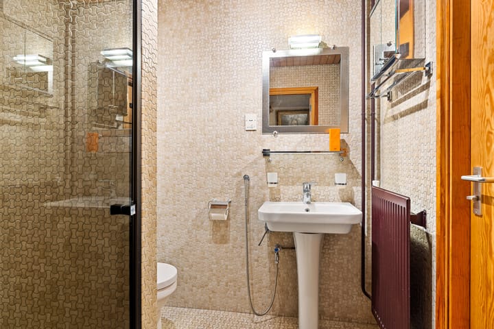 Photo 34 of Willemskade 4-D