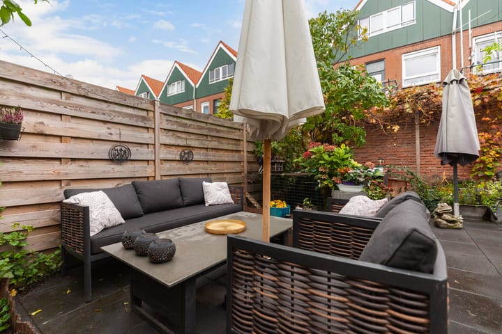 Photo 13 of Diepenbrockstraat 77