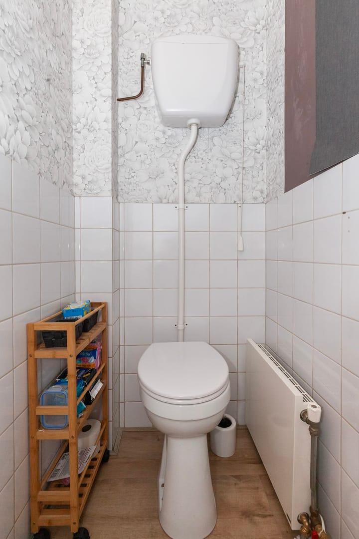 Photo 21 of Diepenbrockstraat 77