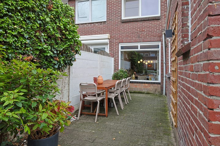 Photo 27 of Zonneroosstraat 34