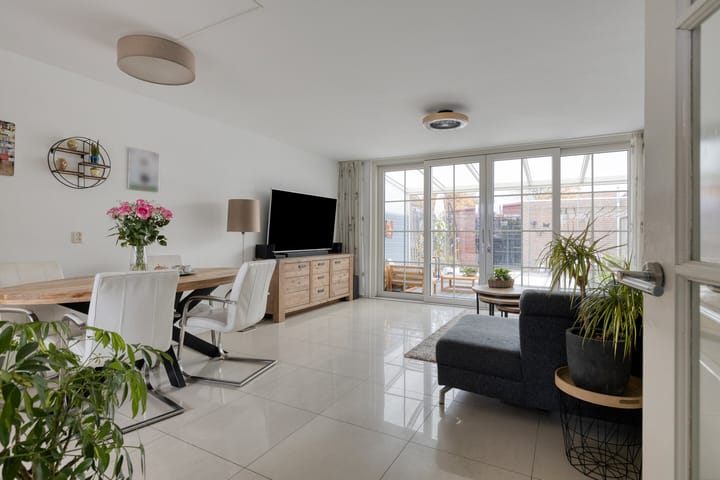 Foto 10 van Tarwestraat 24