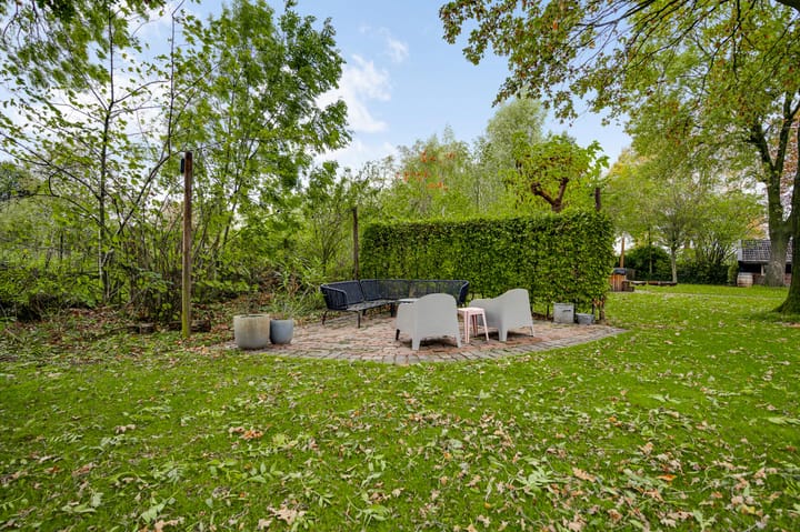 Photo 60 of Steeg 19