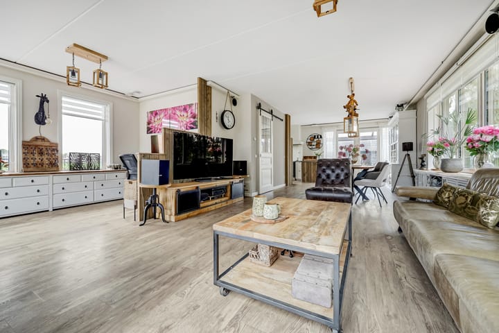 Photo 8 of Meeldijk 15