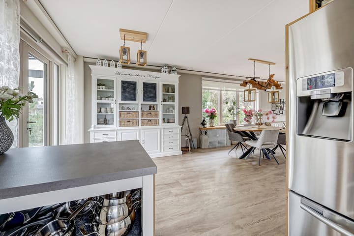 Photo 24 of Meeldijk 15